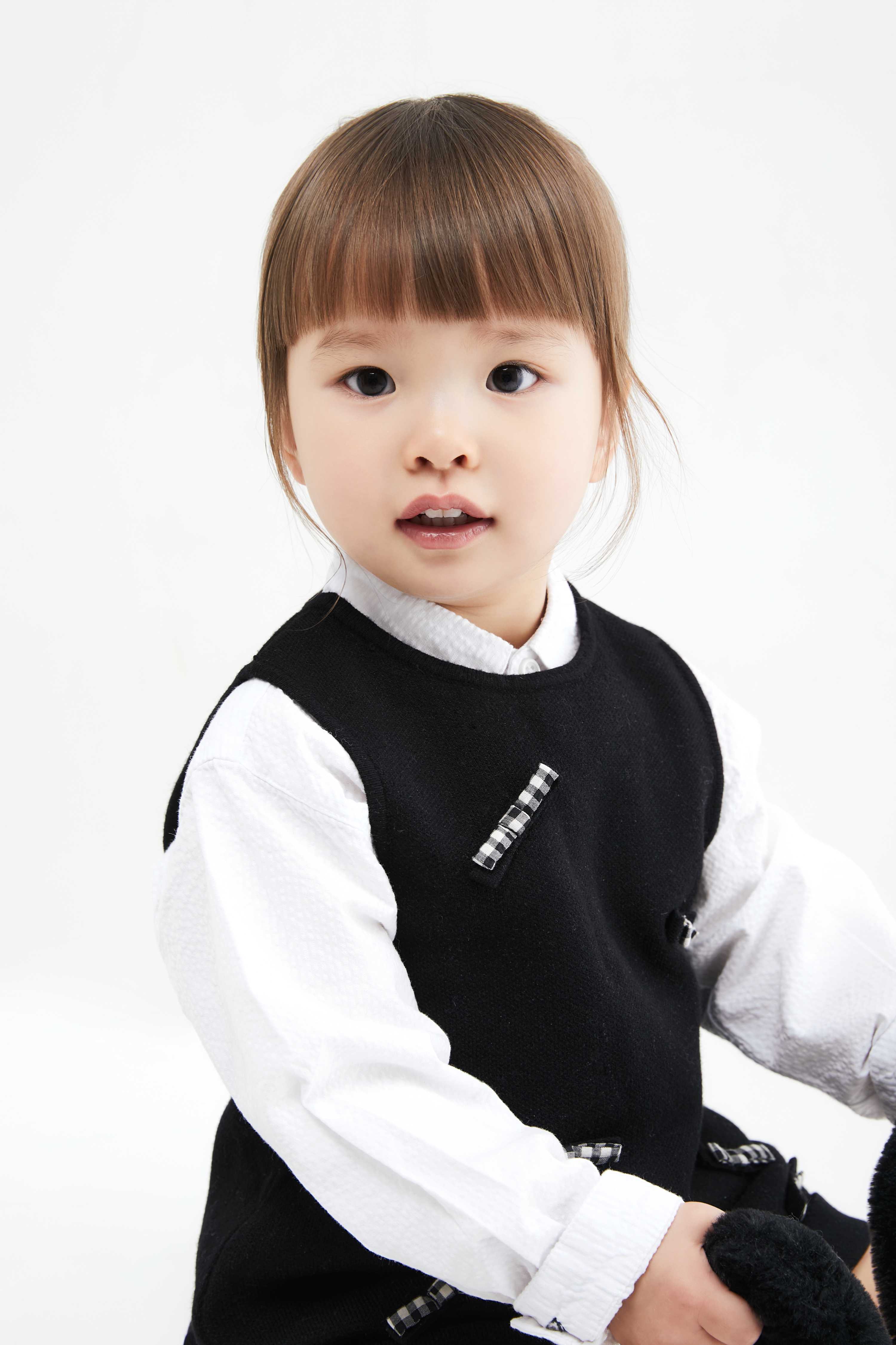 캐스팅하우스 손윤슬