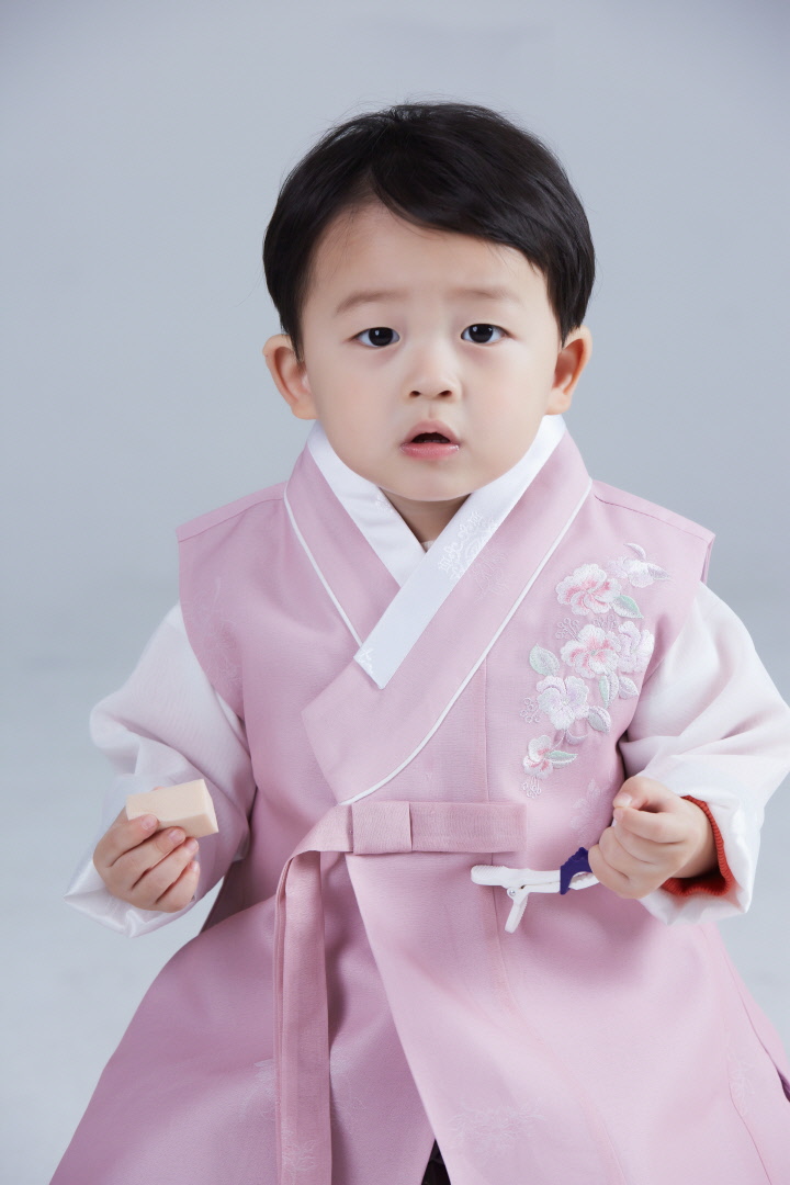 캐스팅하우스 이로운