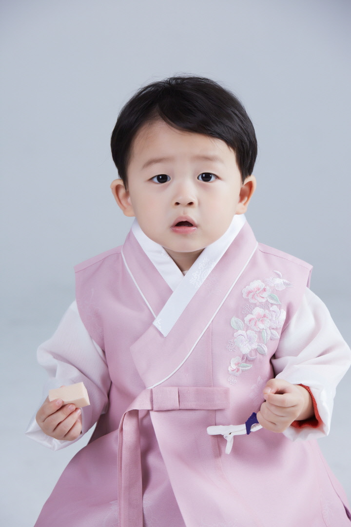 캐스팅하우스 이로운