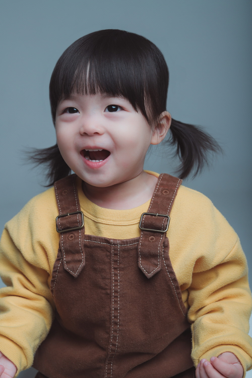 캐스팅하우스 육정안