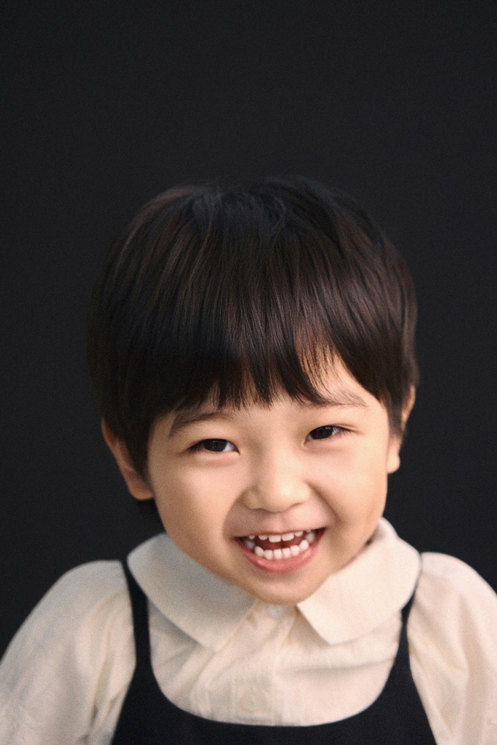 캐스팅하우스 윤시유