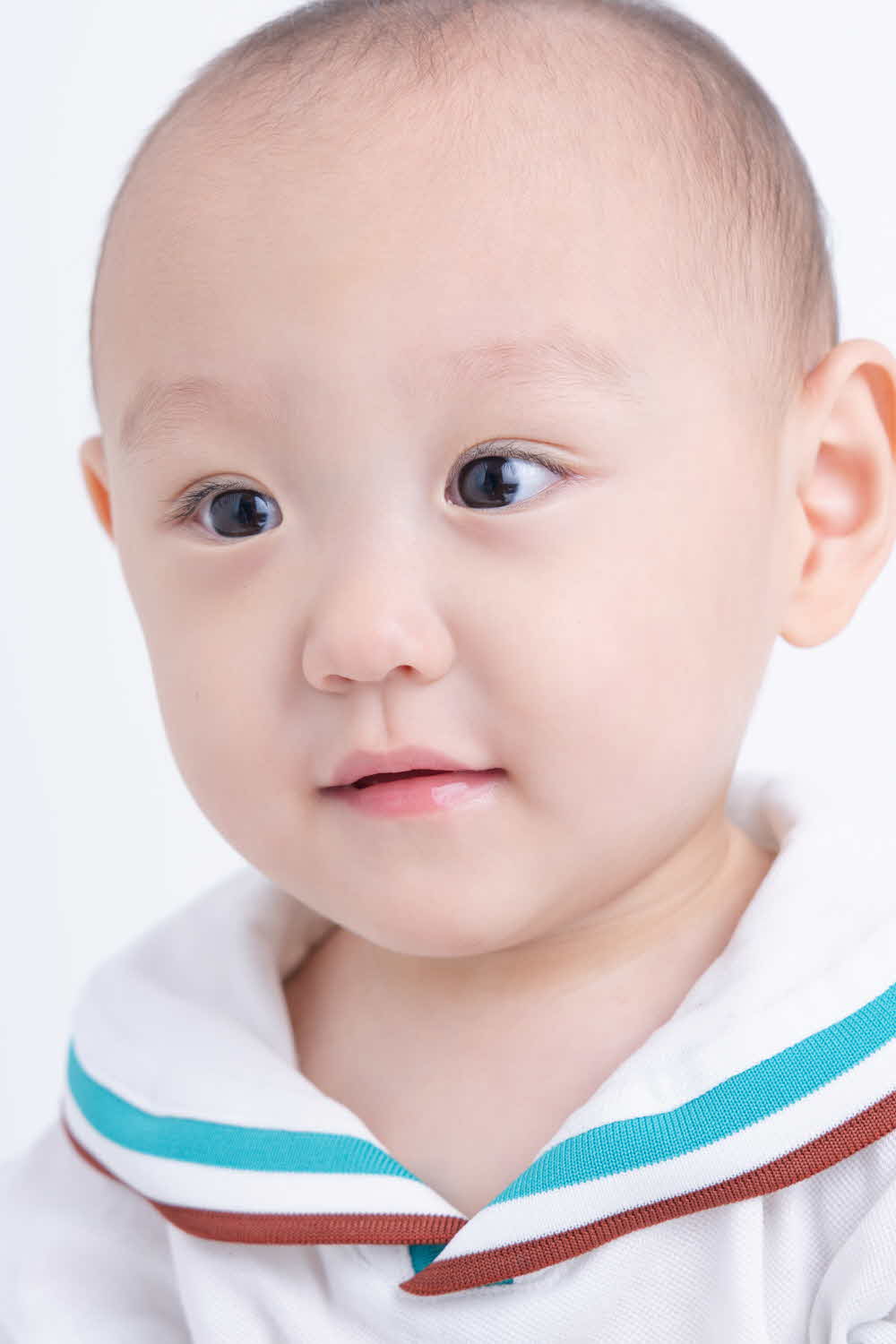 캐스팅하우스 이우